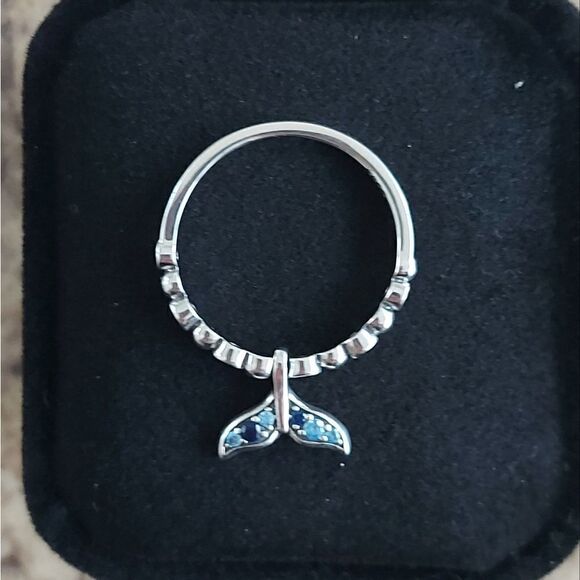 925 Sterling Silver Mermaid Tail Dangle Ring - Picture 2 of 7
